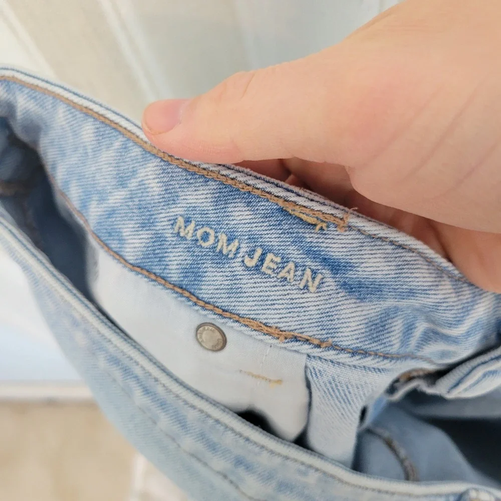 American‎ Eagle Strigid Real Good Mom Jeans Blue Size 18 Regular